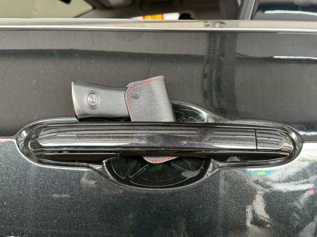 菁英版配備~I-KEY/摸門/360環景/盲點/腳踢電尾門/車道偏離/ACC/CARPLAY/電熱椅/換檔撥片(北安店)  第12張相片