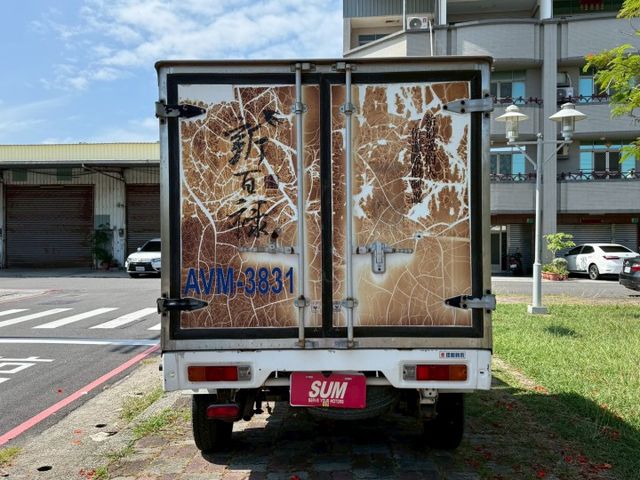 手排 賺錢好幫手 全車原鈑件 公里數僅跑4萬多 (海佃店)  第11張相片