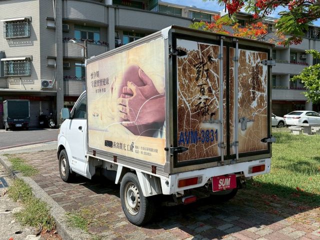 手排 賺錢好幫手 全車原鈑件 公里數僅跑4萬多 (海佃店)  第12張相片