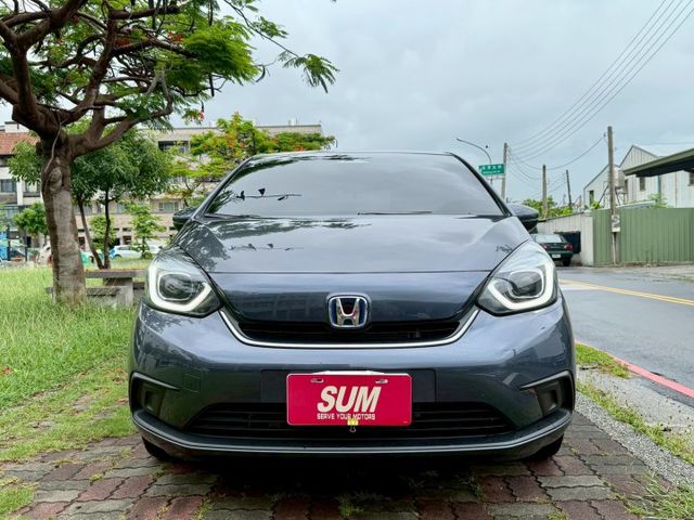 配備~-I-KEY/摸門/盲點/車道偏離/ACC/倒車顯影/胎壓/防滑/AUTO HOLD/定速/恆溫 (海佃店)  第2張相片