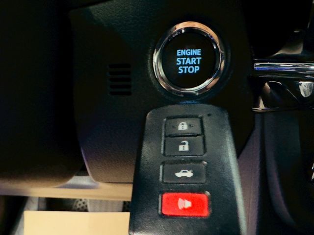 SAFETY+版 原版件 配備~I-KEY/定速/倒車顯影/導航/前後雷達/電視 (北安店)  第15張相片