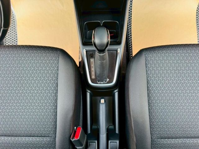 GLX  配備~I-KEY/定速/ACC/環景/導航/車道偏移/換檔撥片/盲點/CARPLAY/LED頭燈 (北安店)  第12張相片