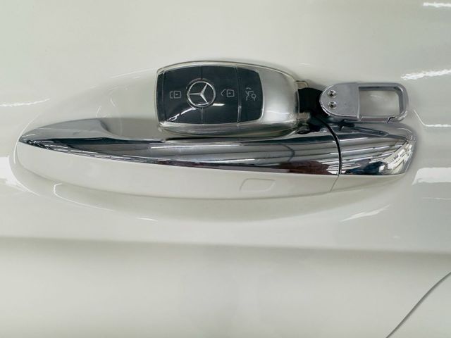 AMG LINE版 配備~I-KEY/摸門/ACC/雙電動記憶座椅/CARPLAY/車道偏離/360環景 (北安店)  第13張相片