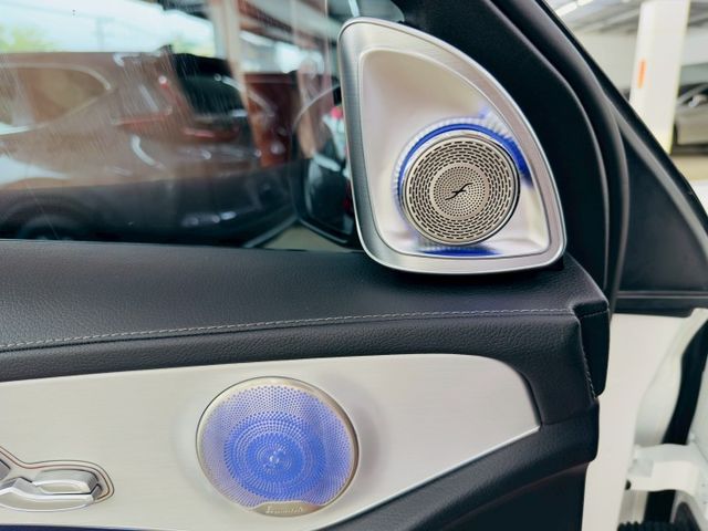 AMG LINE版 配備~I-KEY/摸門/ACC/雙電動記憶座椅/CARPLAY/車道偏離/360環景 (北安店)  第16張相片