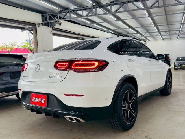 AMG LINE版 配備~I-KEY/摸門/ACC/雙電動記憶座椅/CARPLAY/車道偏離/360環景 (北安店)  第18張相片