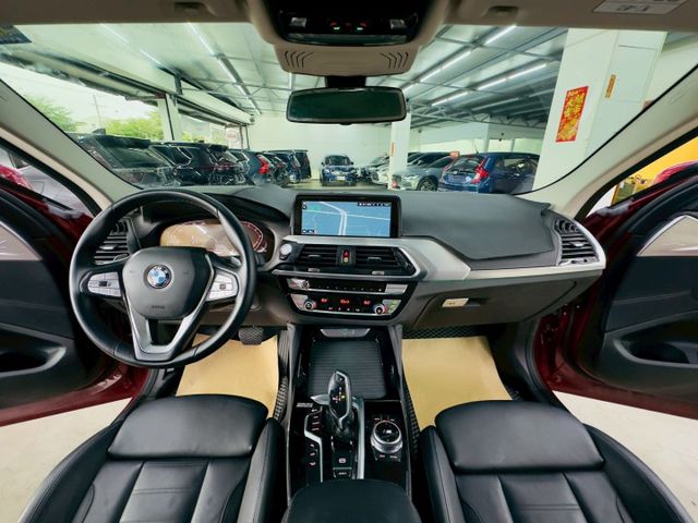配備~I-KEY/摸門/360環景/盲點/HK音響/ACC/車道偏離/雙電動座椅/CARPLAY/電尾門 (北安店)  第8張相片