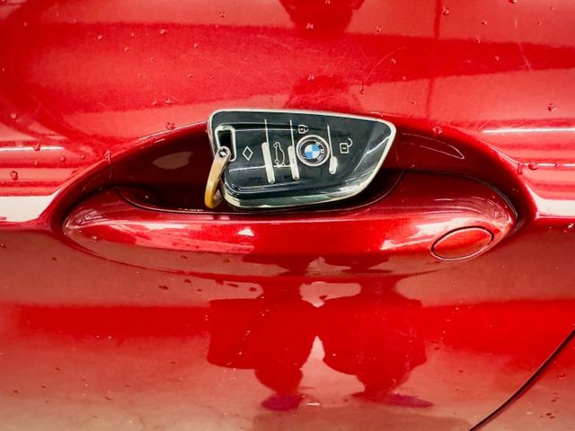 配備~I-KEY/摸門/360環景/盲點/HK音響/ACC/車道偏離/雙電動座椅/CARPLAY/電尾門 (北安店)  第13張相片