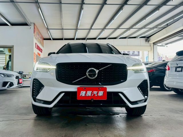 23年式 B5 U版 AWD配備~I-KEY/摸門/雙電動記憶椅/車道偏離/ACC/360環景/盲點/電尾門 (北安店)  第2張相片