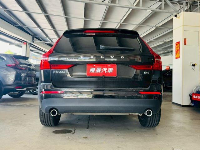 21年式B4 M版PLUS 配備~I-KEY/摸門/雙電動記憶椅/車道偏離/ACC/360環景/盲點/電尾門 (北安店)  第19張相片