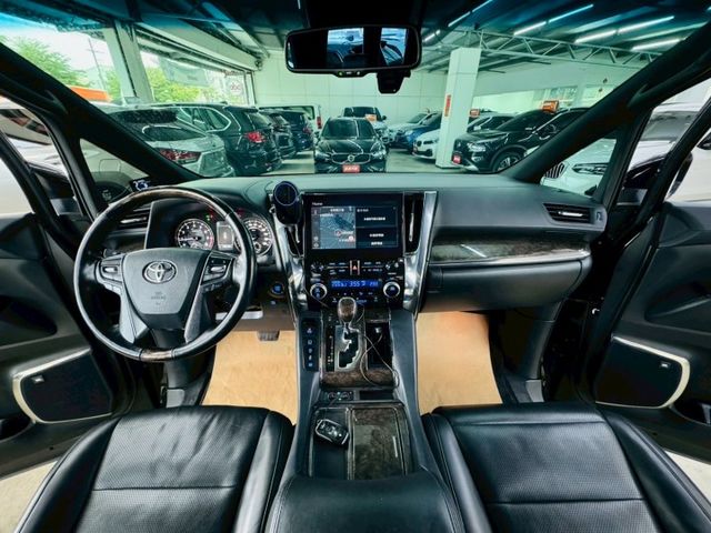 配備~I-KEY/摸門/360環景/車道偏離/怠速/ACC/雙電滑門/盲點/電尾門/雙電動座椅/JBL音響 (北安店)  第9張相片