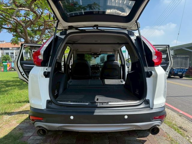 VTi-S 配備~I-KEY/摸門/ACC/車道偏離/換檔撥片/倒車顯影/恆溫/防滑/胎壓/LED頭燈 (北安店)  第17張相片