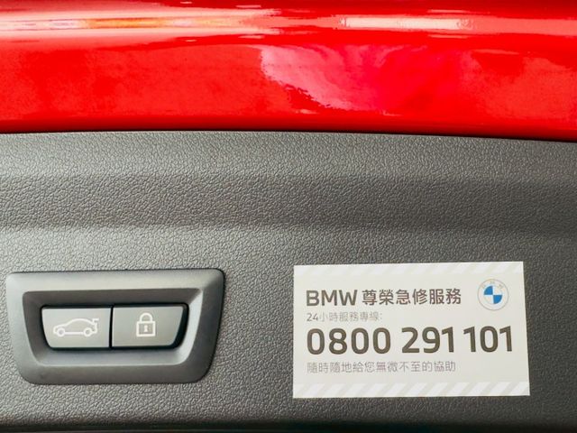 M版 配備~I-KEY/摸門/盲點/雙電動座椅/電動尾門/ACC/車道偏離/CARPLAY/無線充電板 (北安店)  第16張相片