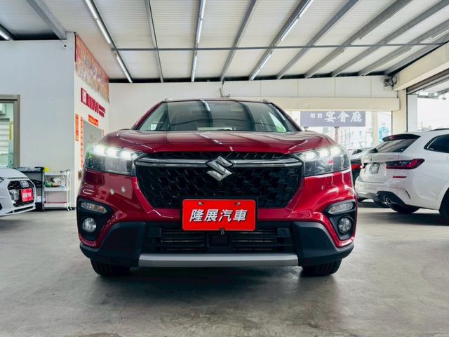 配備~I-KEY/摸門/全景天窗/360環景/怠速/ACC/車道偏離/換檔撥片/CARPLAY/自動煞停 (北安店)  第2張相片