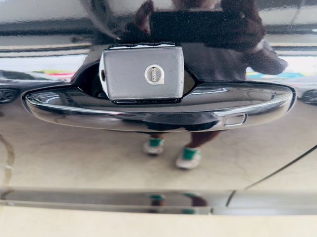 B5 R版 配備~I-KEY/摸門/360環景/雙電動座椅/ACC/車道偏離/CARPLAY/全景天窗/盲點(北安店)  第12張相片