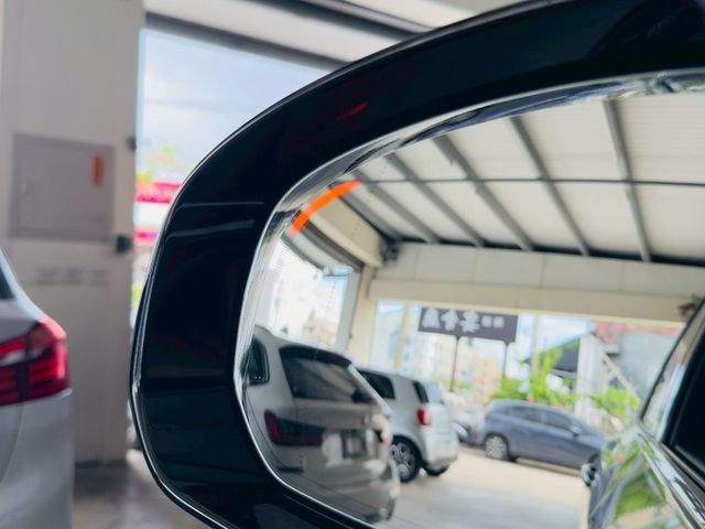 B5 R版 配備~I-KEY/摸門/360環景/雙電動座椅/ACC/車道偏離/CARPLAY/全景天窗/盲點(北安店)  第15張相片