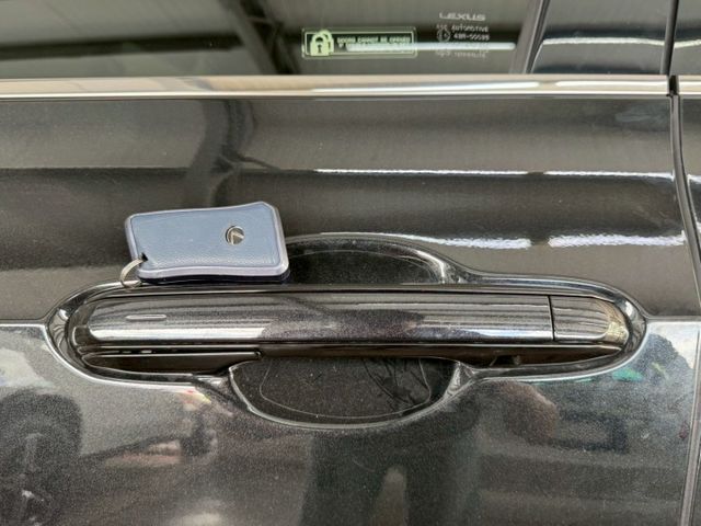豪華版 配備~I-KEY/摸門/360環景/電動尾門/CARPLAY/車道偏離/電熱椅/ACC/盲點/換檔撥片(海佃店)  第12張相片