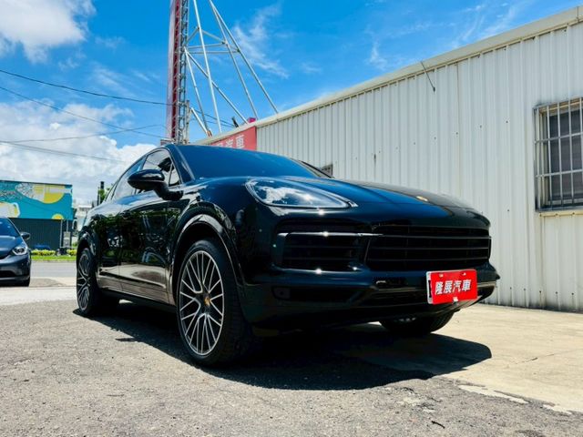 COUPE 配備~I-KEY/摸門/全景天窗/雙電動座椅/電動尾門/電子懸吊/CARPLAY/跑車計時套件 (北安店)  第3張相片