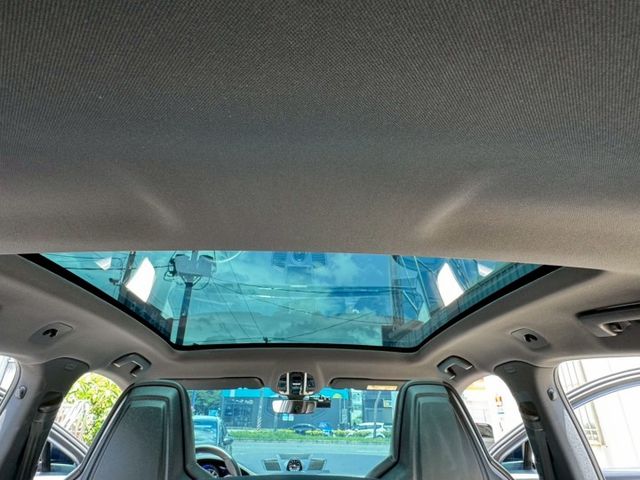 COUPE 配備~I-KEY/摸門/全景天窗/雙電動座椅/電動尾門/電子懸吊/CARPLAY/跑車計時套件 (北安店)  第16張相片