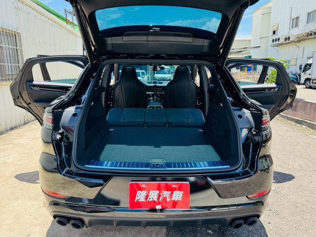 COUPE 配備~I-KEY/摸門/全景天窗/雙電動座椅/電動尾門/電子懸吊/CARPLAY/跑車計時套件 (北安店)  第17張相片