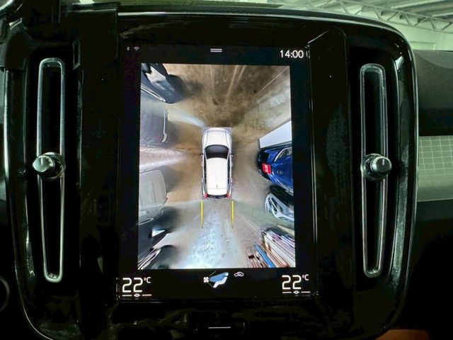 T3 Momentum 配備~I-KEY/摸門/360環景/雙電動座椅/電動尾門/車道偏離/CARPLAY (北安店)  第10張相片