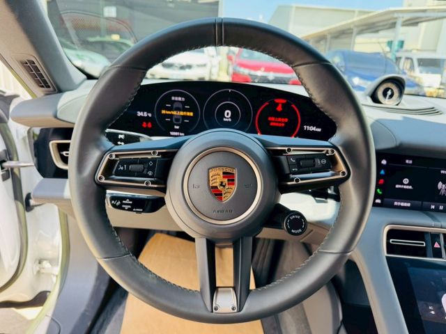 電車 配備~I-KEY/摸門/雙電動座椅/跑車計時套件/電動尾門/CARPLAY/車道偏離/單記憶座椅 (北安店)  第9張相片