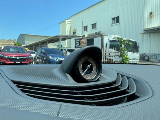 電車 配備~I-KEY/摸門/雙電動座椅/跑車計時套件/電動尾門/CARPLAY/車道偏離/單記憶座椅 (北安店)  第16張相片