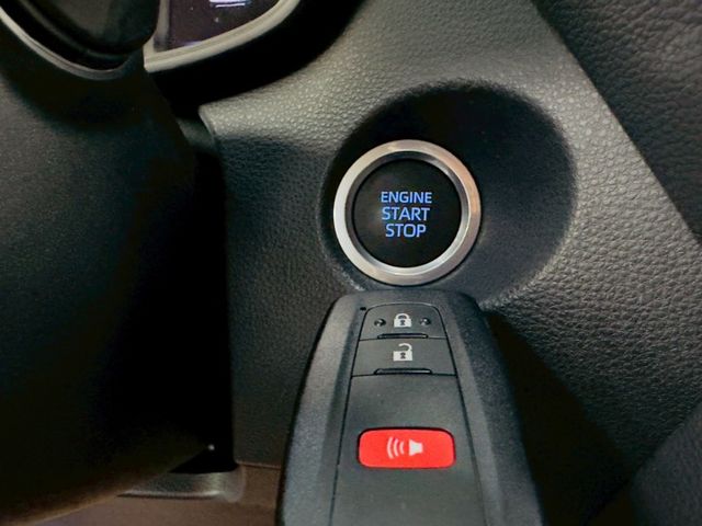 原鈑件 僅跑6千多 豪華版 配備~I-KEY/摸門/CARPLAY/車道偏離/ACC/自動遠光燈/胎壓/電折 (北安店)  第14張相片
