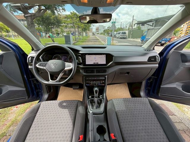 230TSI LIFE  配備~I-KEY/換檔撥片/CARPLAY/無線充電板/摸門/ACC (海佃店)  第8張相片