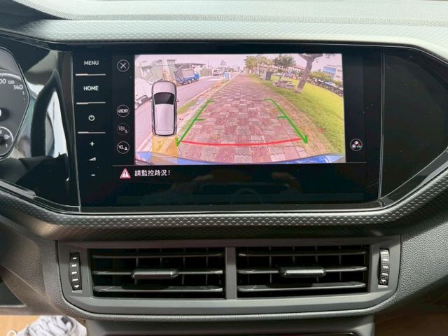 230TSI LIFE  配備~I-KEY/換檔撥片/CARPLAY/無線充電板/摸門/ACC (海佃店)  第10張相片