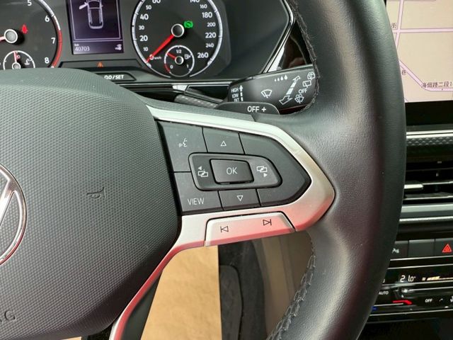 230TSI LIFE  配備~I-KEY/換檔撥片/CARPLAY/無線充電板/摸門/ACC (海佃店)  第16張相片