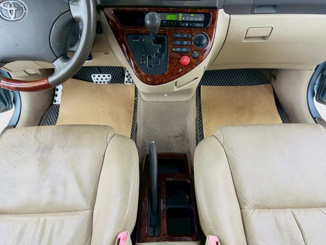 7人座 配備~雙天窗/電動後視鏡/單電動座椅/防滑/恆溫 全車原鈑件 載人載貨都方便 高CP值 (北安店)  第11張相片