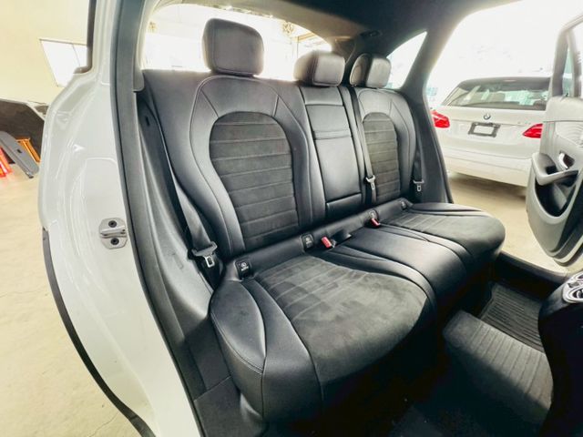 AMG 配備~I-KEY/摸門/360環景/盲點/電尾門/ACC/車道偏離/CARPLAY/柏林之音/換檔撥片(北安店)  第7張相片