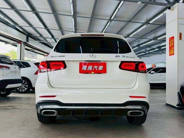 AMG 配備~I-KEY/摸門/360環景/盲點/電尾門/ACC/車道偏離/CARPLAY/柏林之音/換檔撥片(北安店)  第19張相片