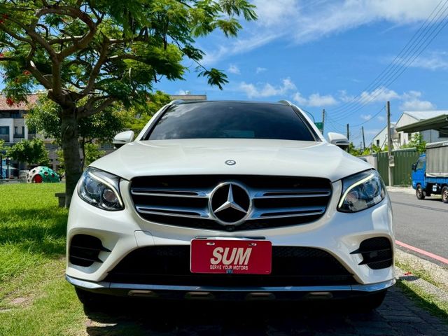 AMG 4MATIC 配備~I-KEY/摸門/360環景/雙記憶座椅/電動尾門/換檔撥片/全景天窗 (海佃店)  第2張相片