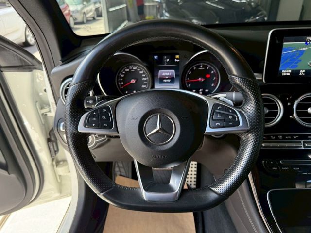 AMG 4MATIC 配備~I-KEY/摸門/360環景/雙記憶座椅/電動尾門/換檔撥片/全景天窗 (海佃店)  第9張相片