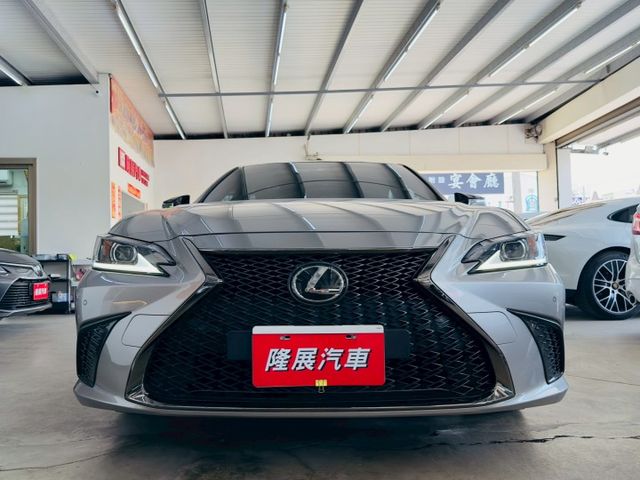 豪華版配備~I-KEY/摸門/盲點/雙電動座椅/ACC/車道偏離/CARPLAY/加熱椅/換檔撥片/自動遠光燈(北安店)  第2張相片