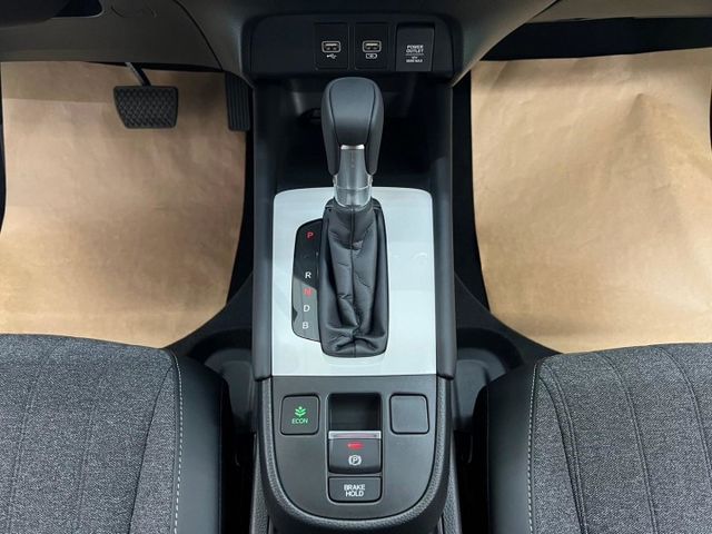 E-HEＶ 全新抽獎車 配備~I-KEY/摸門/盲點/電動後視鏡/防滑/車道偏離/CARPLAY/定速/ACC(北安店)  第11張相片