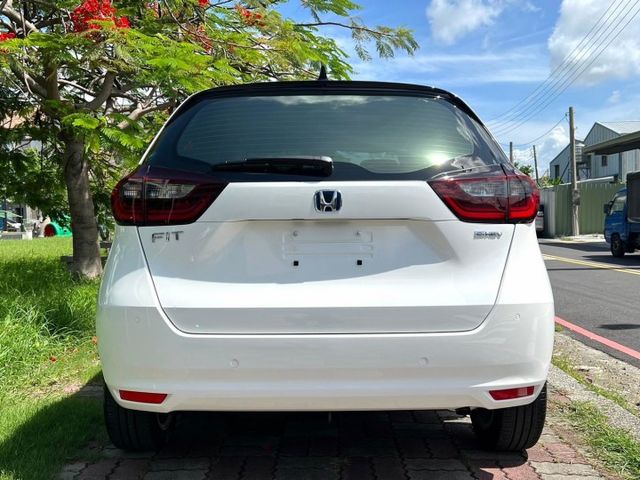 E-HEＶ 全新抽獎車 配備~I-KEY/摸門/盲點/電動後視鏡/防滑/車道偏離/CARPLAY/定速/ACC(北安店)  第19張相片