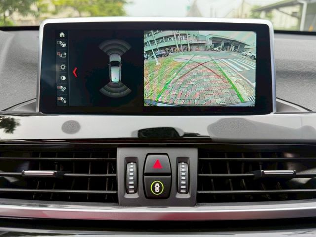 領航版 配備~I-KEY/盲點/抬頭顯示器/電尾門/雙電動座椅/CARPLAY/倒車顯影/摸門/LED頭燈 (北安店)  第10張相片