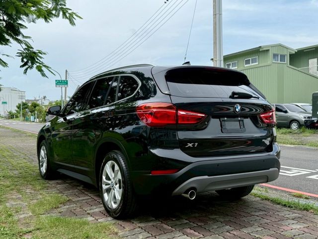 領航版 配備~I-KEY/盲點/抬頭顯示器/電尾門/雙電動座椅/CARPLAY/倒車顯影/摸門/LED頭燈 (北安店)  第20張相片