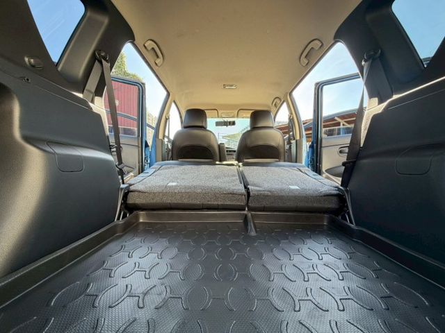 行家皮椅版 全車原版件 原廠保養 跑5萬多公里 認證車 可全貸 (北安店)  第14張相片