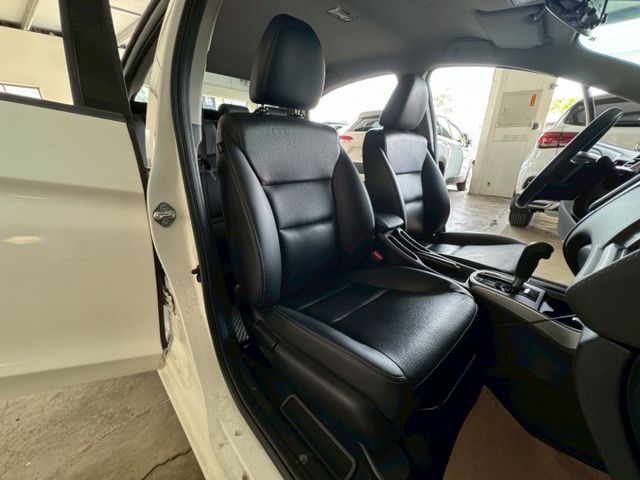 VTI-S 原廠保養 配備~定速/換檔撥片/導航/電動後視鏡/循跡防滑/胎壓偵測 (海佃店)  第6張相片