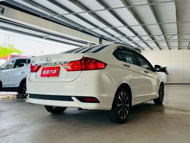 VTI-S 原廠保養 配備~定速/換檔撥片/導航/電動後視鏡/循跡防滑/胎壓偵測 (海佃店)  第18張相片