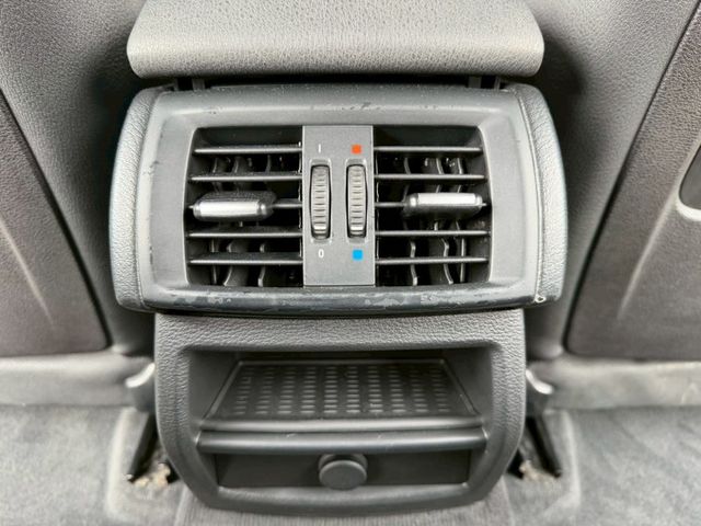 XDRIVE20i 原版件 配備~I-KEY/定速/單記憶椅/雙電動座椅/換檔撥片/倒車顯影/導航/電尾門 (北安店)  第15張相片