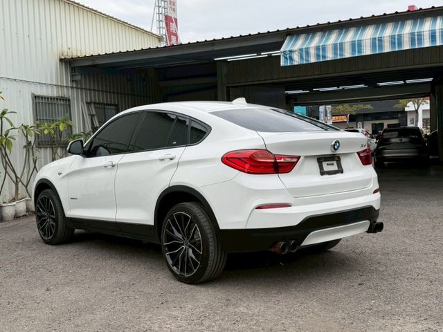 XDRIVE20i 原版件 配備~I-KEY/定速/單記憶椅/雙電動座椅/換檔撥片/倒車顯影/導航/電尾門 (北安店)  第20張相片