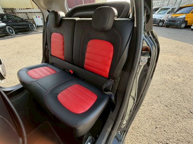 Passion版 配備~定速/方向盤音響控制/怠速熄火/駕駛座時鐘與轉速表 (北安店)  第5張相片