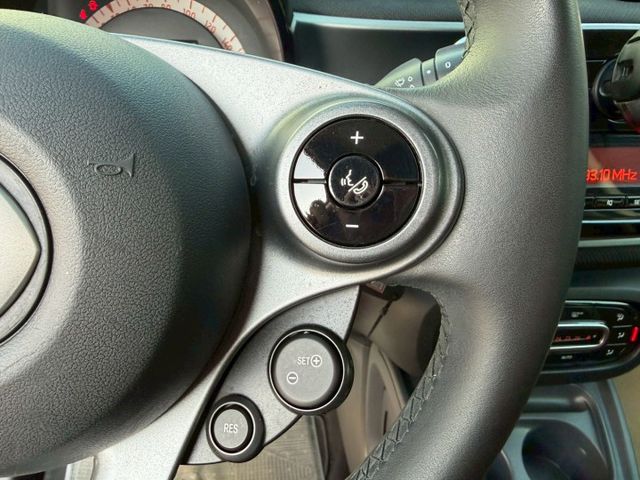 Passion版 配備~定速/方向盤音響控制/怠速熄火/駕駛座時鐘與轉速表 (北安店)  第11張相片