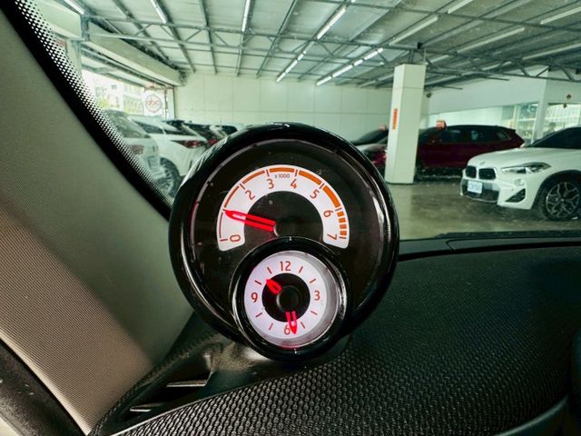 Passion版 配備~定速/方向盤音響控制/怠速熄火/駕駛座時鐘與轉速表 (北安店)  第15張相片