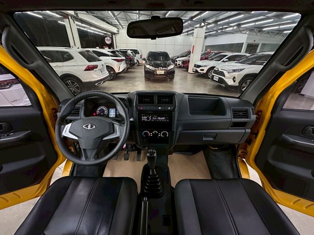 手排 全車原版件 空間大 工作載貨一次搞定 (北安店)  第6張相片