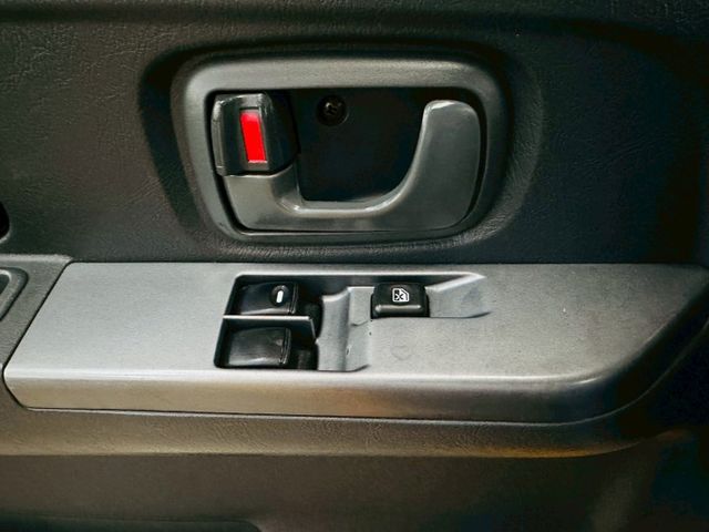 手排 全車原版件 空間大 工作載貨一次搞定 (北安店)  第11張相片